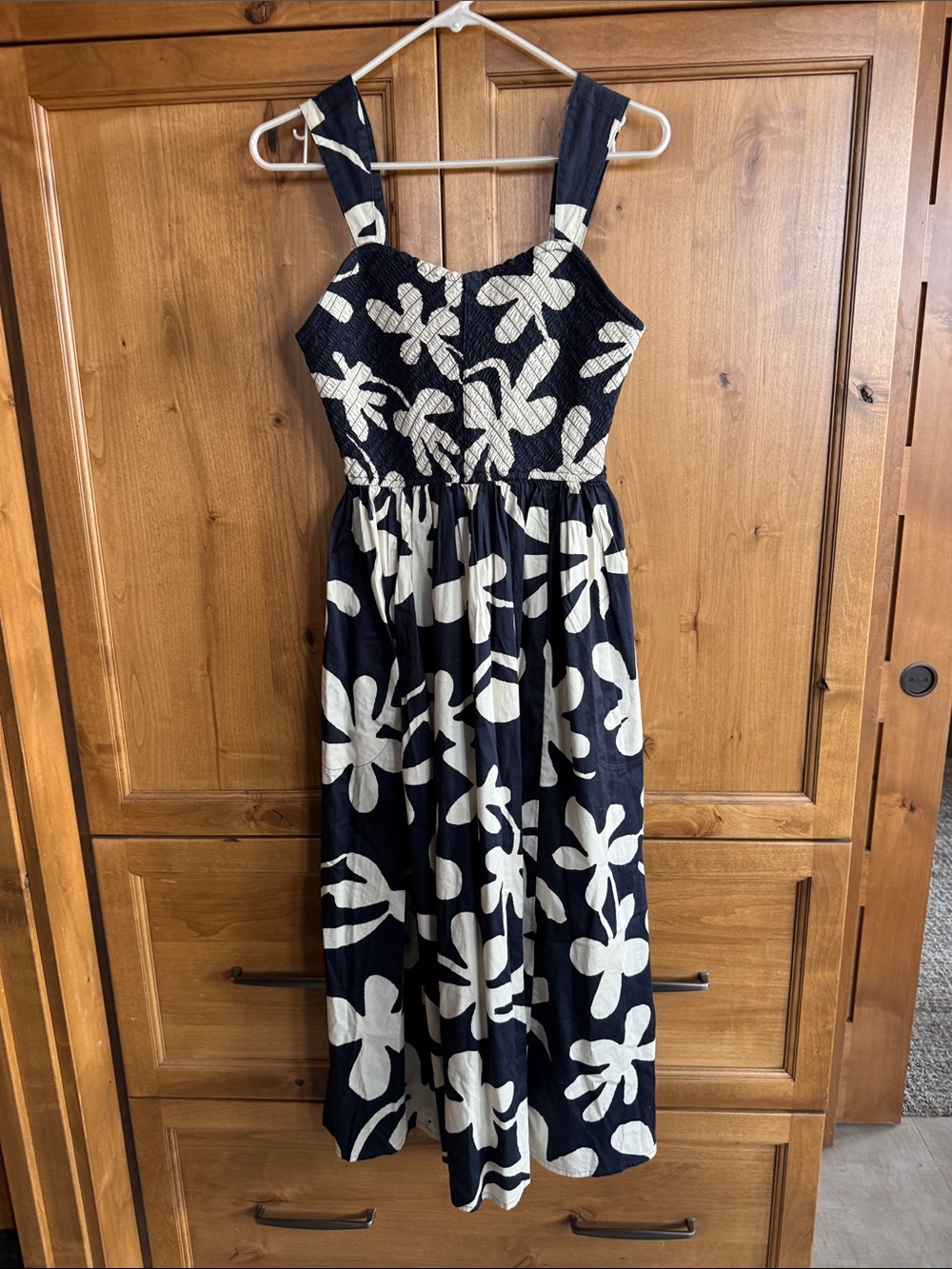 NIC+ZOE Navy and Cream Glowing Flower Sarah Dress - Picture 4 of 11